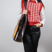 Cargar imagen en el visor de la galería, Cartera Cuero Modelo Pamela
